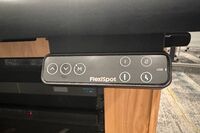 Pedestal - Height adjustable buttons